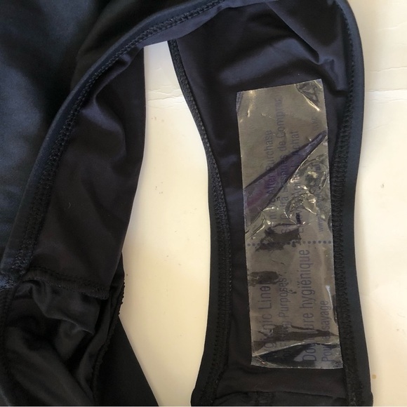 La Blanca Black Island Goddess Multi-Strap Cross-Back One Piece Swimsuit Size 16 - Picture 9 of 12